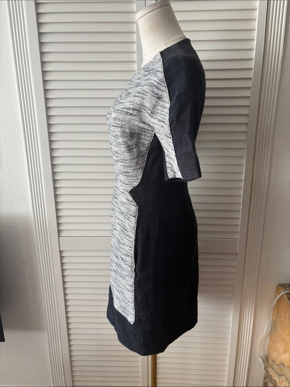 3.1 Phillip Lim Gray and navy blue Textured Sheath Dress. US0